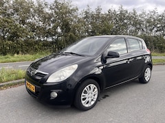 Hyundai i20 - 1.2i 5Drs. Business Edition Nwe ketting