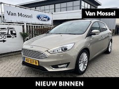 Ford Focus - 1.0 Titanium Edition | Stoel/Voorruit verwarming | Parkeersensoren Voor en Achter | Cuise
