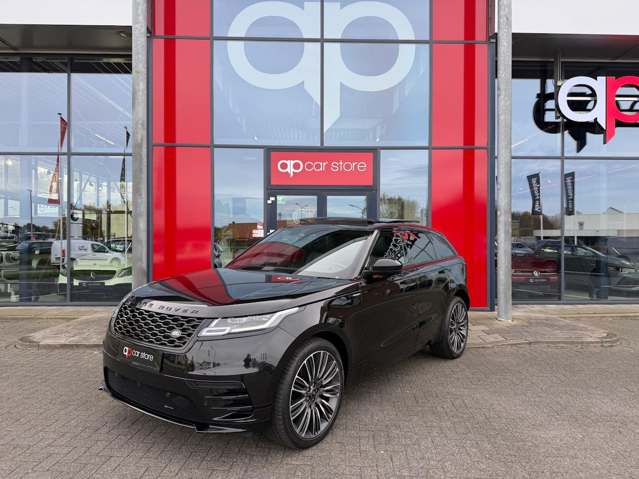 Land Rover Range Rover Velar - 2.0 P250 AWD Dynamic SE / PANORAMADAK / KEYLESS-ENTRY / FACELIFT - AutoWereld.nl