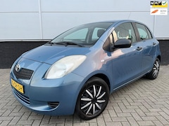 Toyota Yaris - 1.3 VVTi 5drs - isofix - usb aansluiting - NAP - Orig. NL-auto - goed onderhouden