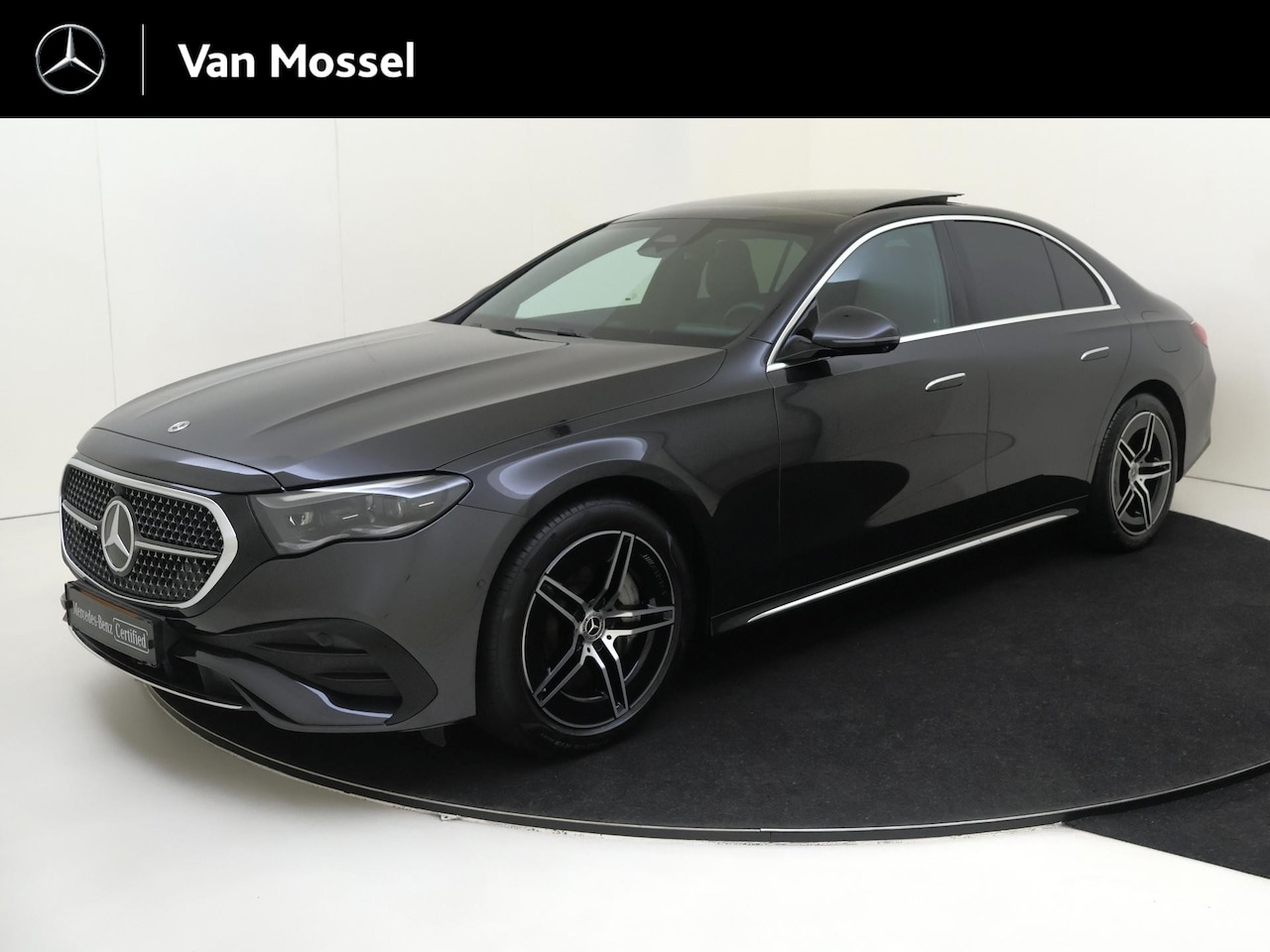 Mercedes-Benz E-klasse - 300 e AMG Line / Stoelventilatie / Panaroma-dak / 360Graden-Camera / - AutoWereld.nl