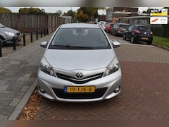 Toyota Yaris - 1.3 VVT-i Dynamic Automaat Navigatie Camera