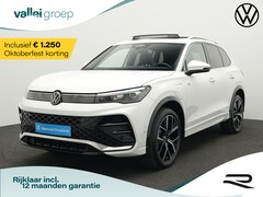 Volkswagen Tiguan - 1.5 eHybrid 272 pk DSG R-Line Edition | Panoramadak | Trekhaak | Adaptief onderstel | Acht
