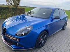 Alfa Romeo Giulietta - 1.750 Turbo Veloce Blu Misano Koshi Carbon diffuser en carbon interieur pakket