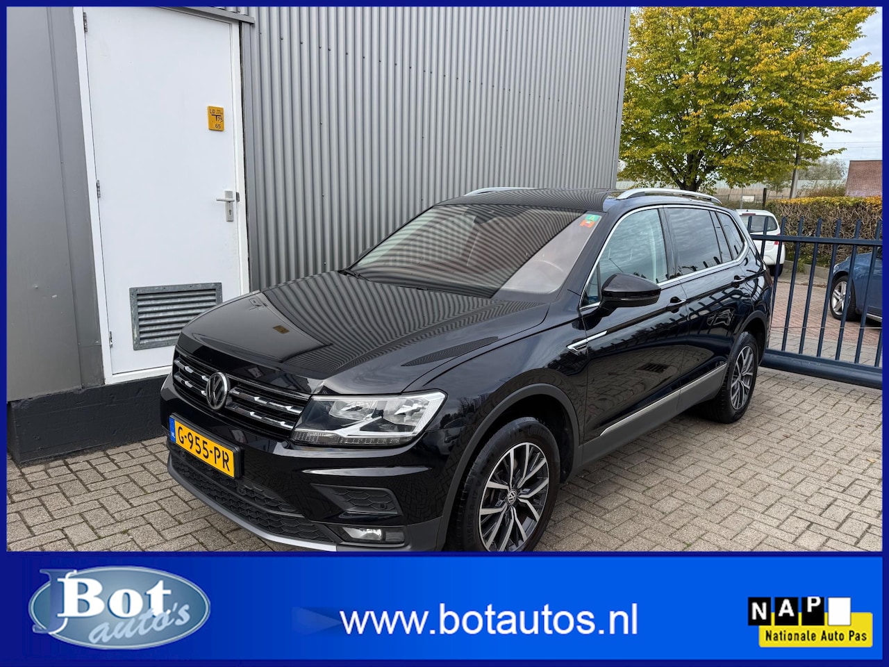Volkswagen Tiguan Allspace - 1.5 TSI Comfortline Business 7p. AUTOMAAT / ECC / CRUISE / SENSOREN V+A / NAVI / LMV / TRE - AutoWereld.nl