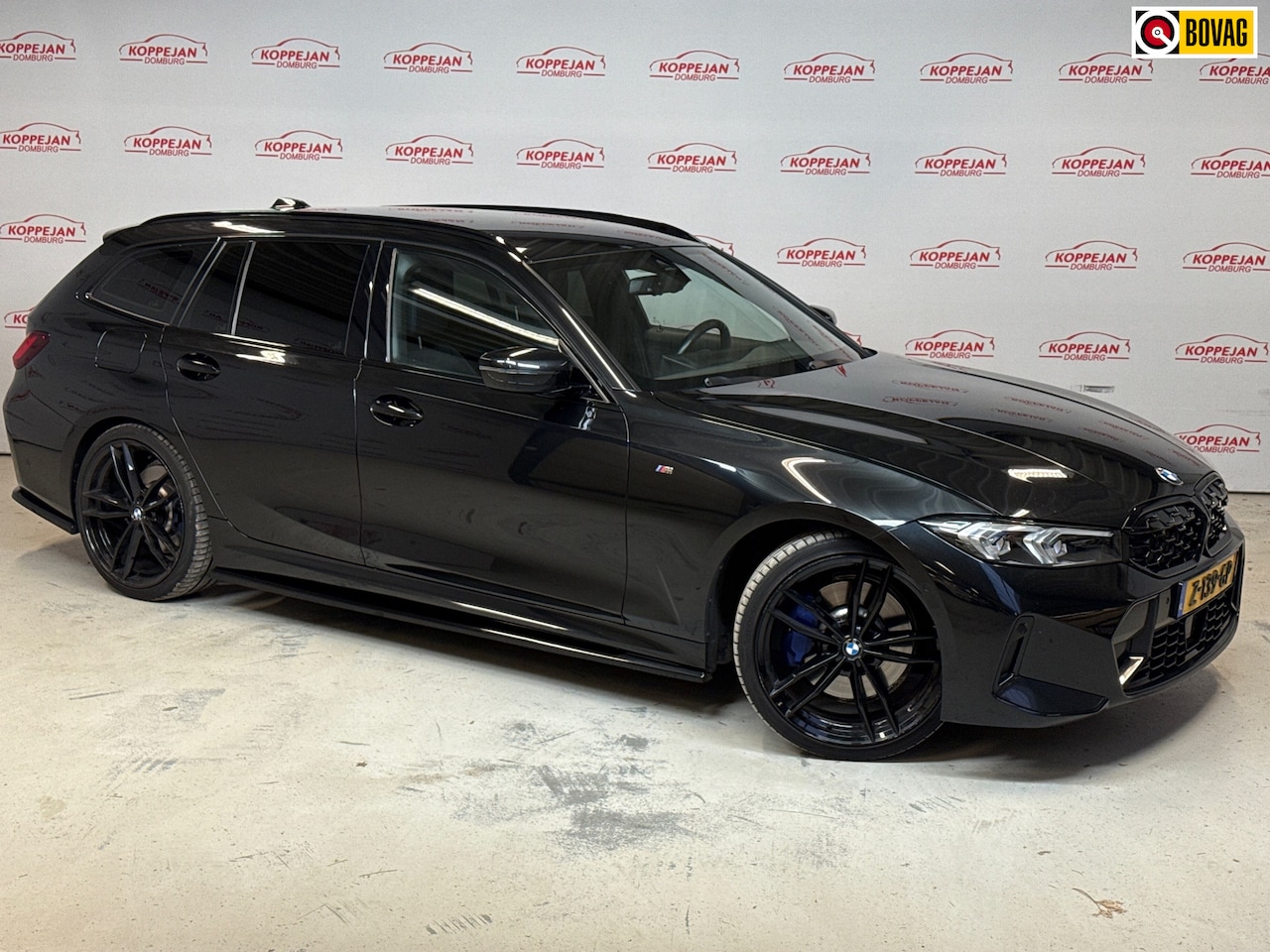 BMW 3-serie Touring - 330i High Executive M Sport, Adaptive cruise, Widescreen, camera, 20' inch, Carplay - AutoWereld.nl