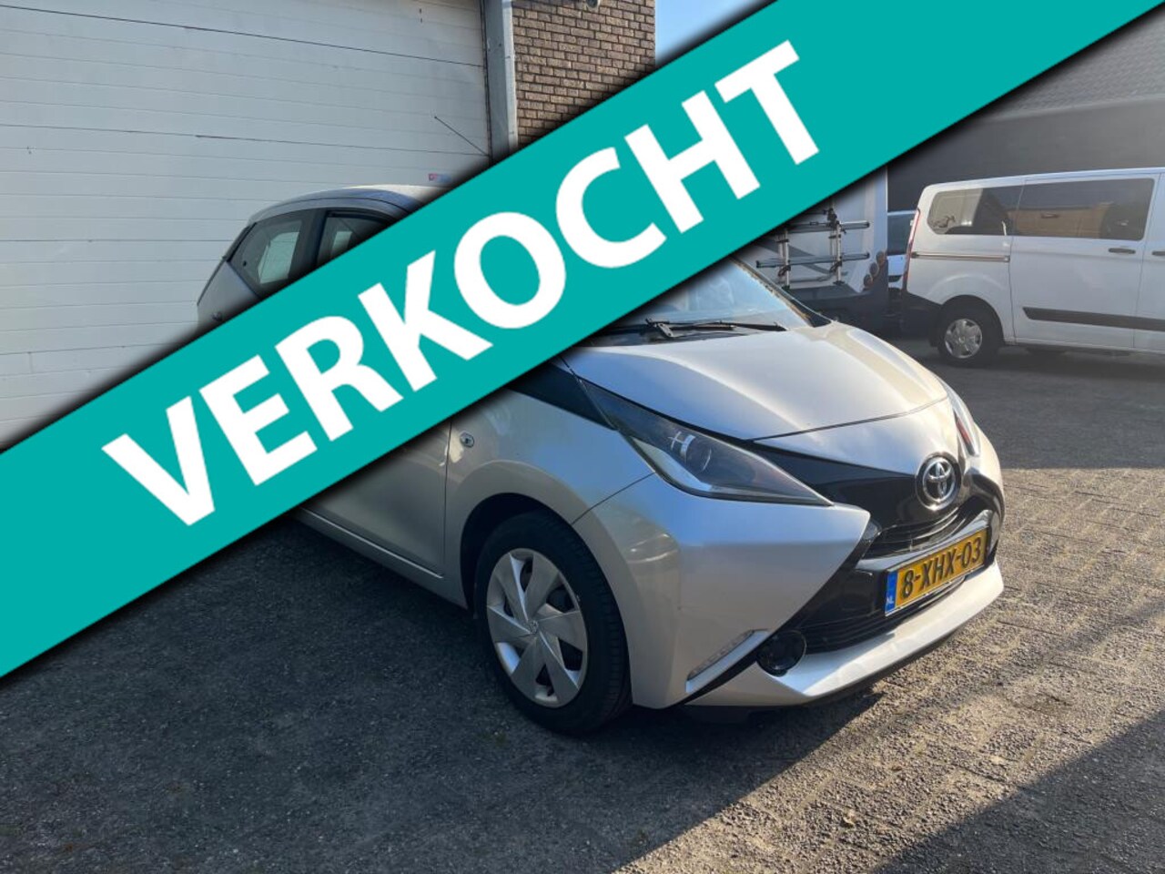 Toyota Aygo - 1.0 VVT-i x-play 1.0 VVT-i x-play - AutoWereld.nl