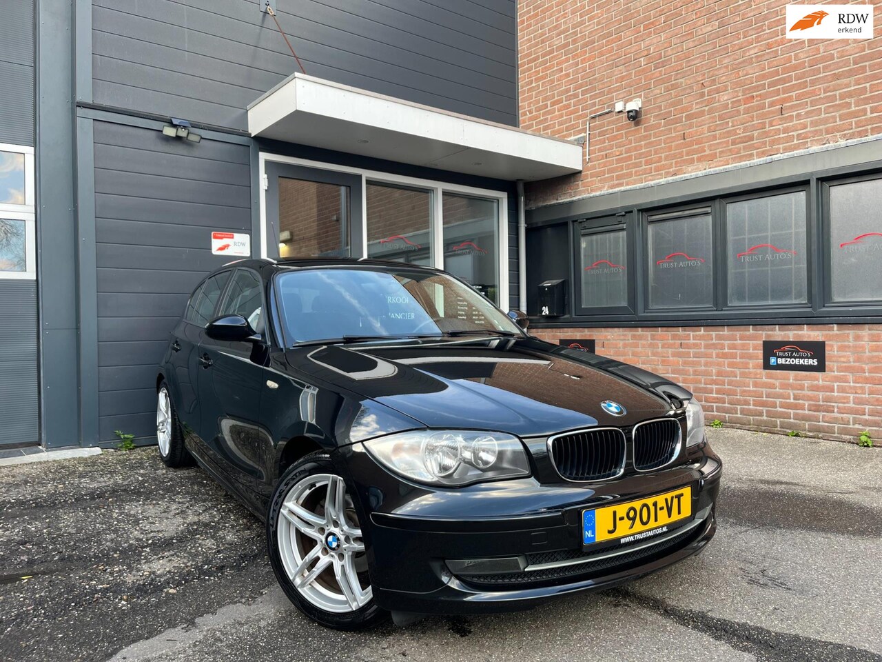 BMW 1-serie - 116i|Airco|Apk|Elek.pakket|17''M-Sport - AutoWereld.nl