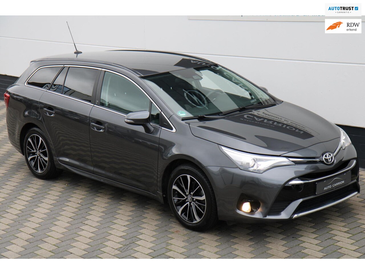 Toyota Avensis Touring Sports - 1.8 VVT-i Navi Cruise Trekhaak !! - AutoWereld.nl