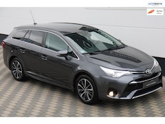 Toyota Avensis Touring Sports - 1.8 VVT-i Navi Cruise Trekhaak