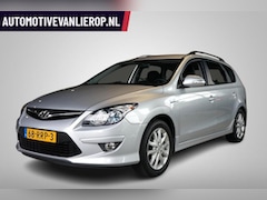 Hyundai i30 CW - 1.6i i-Motion TREKHAAK | PDC | CRUISE | CLIMATE