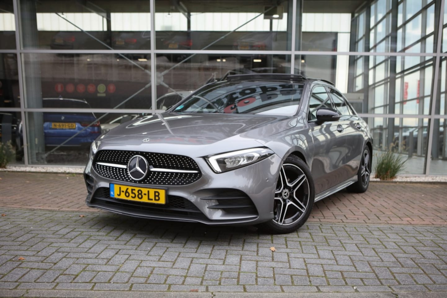 Mercedes-Benz A-klasse - 200 Bns Sol. AMG - AutoWereld.nl