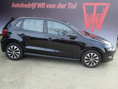 Volkswagen Polo - 1.4 TDI BLUEMOTION | NAVIGATIE | CRUISE | NL-AUTO | EURO 6 | APK 06-2026