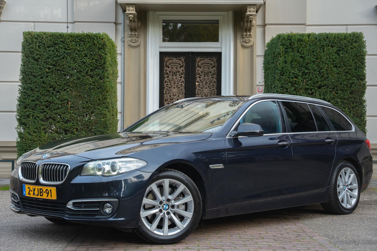 BMW 5-serie Touring - 528i High Executive TREKHAAK | H&K | MEMORY | HEAD UP | ORG NL 2E EIGN - AutoWereld.nl