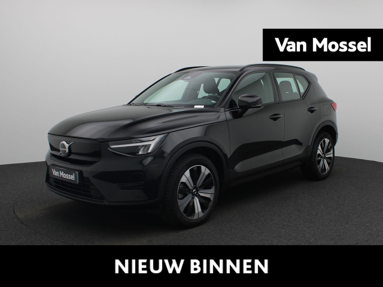 Volvo XC40 - Recharge Core | 231PK | LED Koplampen | Apple Carplay / Android Auto | Lichtmetalen Velgen - AutoWereld.nl