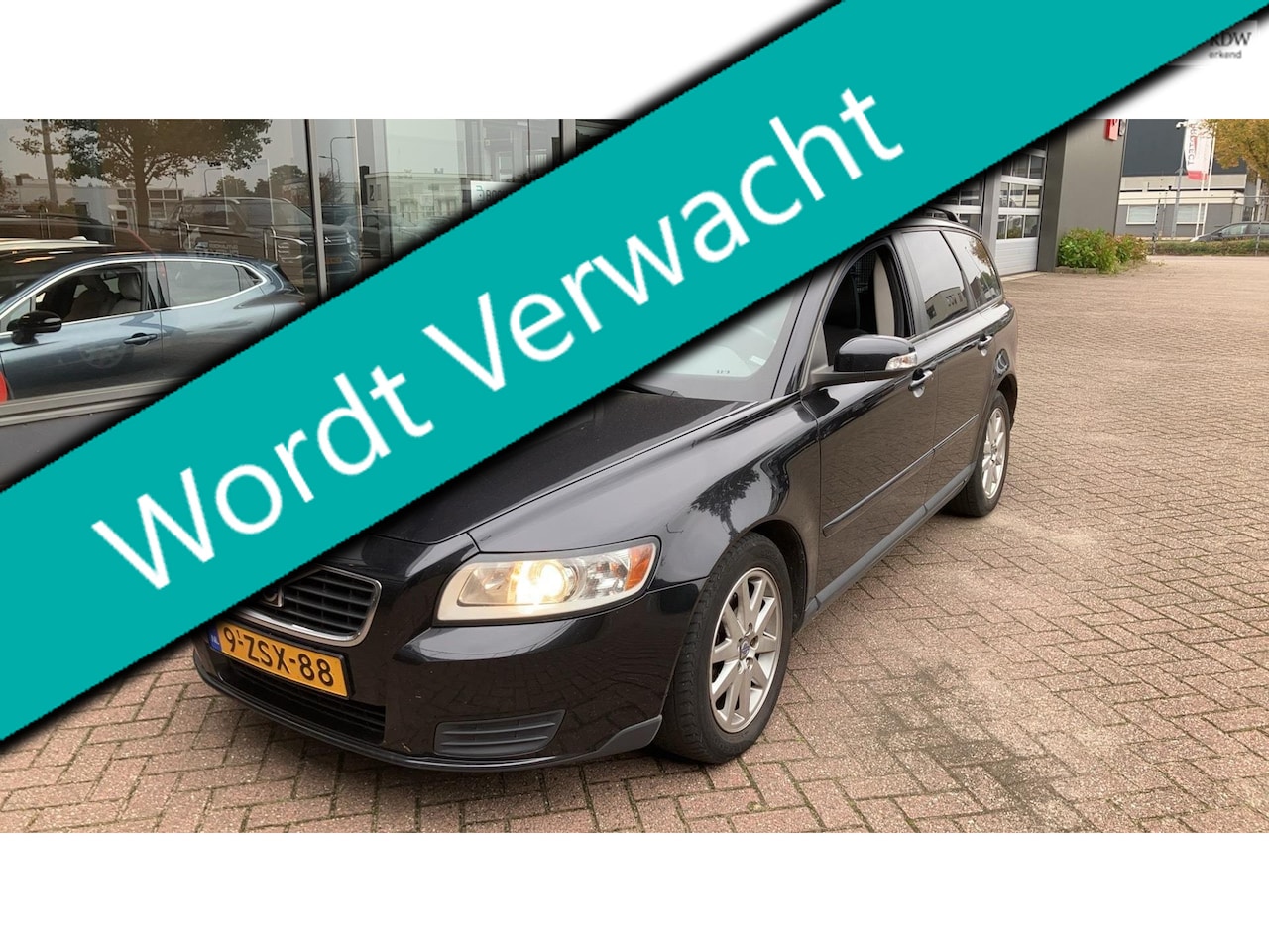 Volvo V50 - 1.8i 125pk Clima Cruise PDC 2e eigenaar Historie Youngtimer - AutoWereld.nl