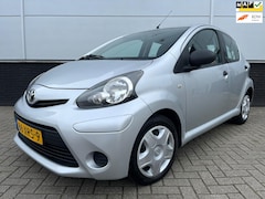 Toyota Aygo - 1.0 VVT-i Comfort 5drs - Airco - NAP - Aux & USB - Goed onderhouden