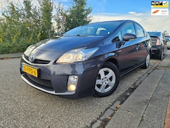 Toyota Prius - 1.8 GARANTIE Leer Bekleding Navi BT Parkeersensoren