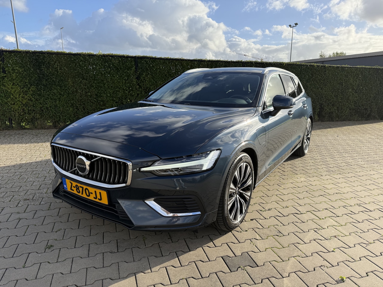 Volvo V60 - 2.0 T8 Plug-in hybrid AWD Plus Bright - AutoWereld.nl