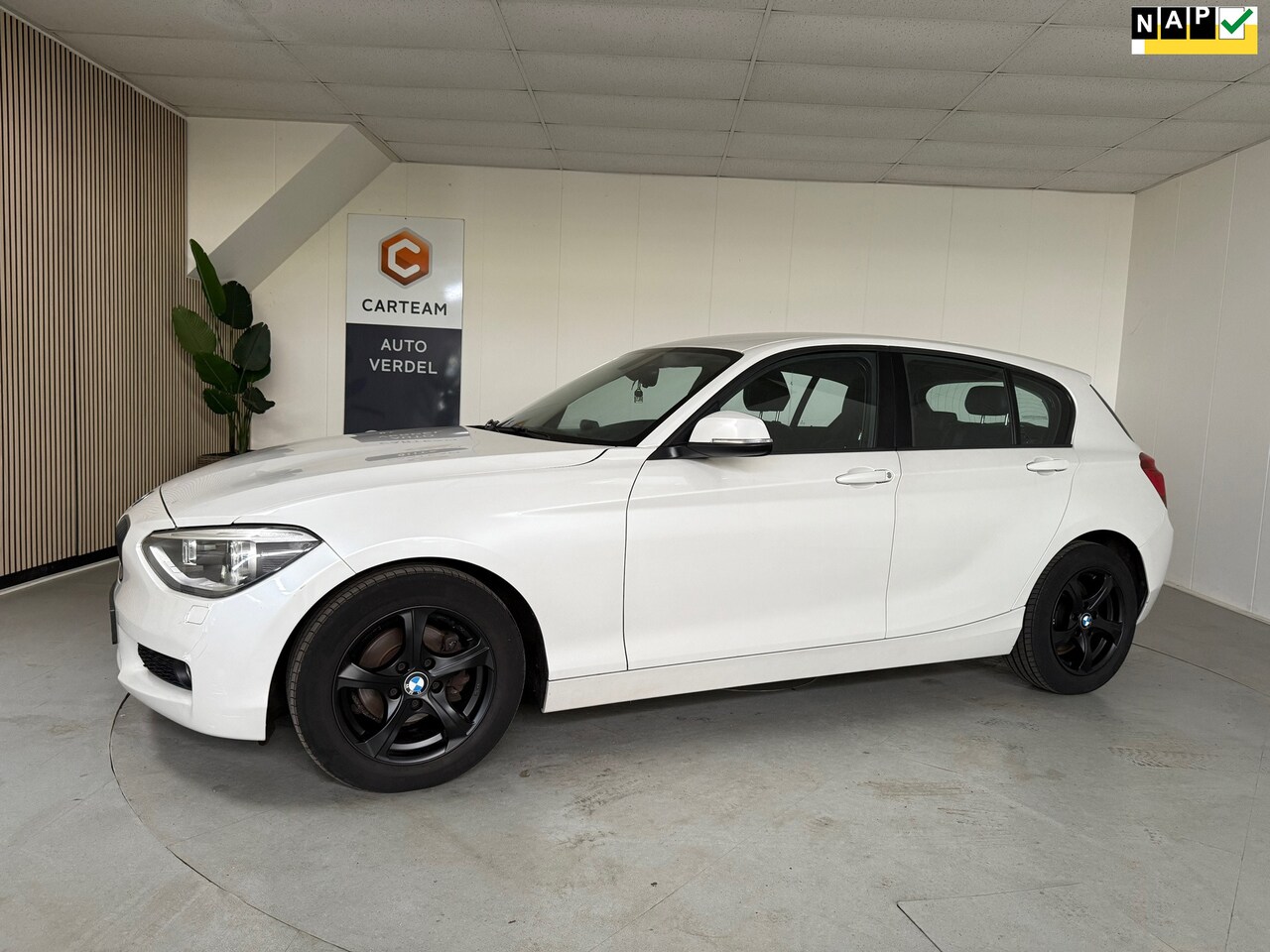 BMW 1-serie - 116i Upgrade Edition Airco, Navigatie, LMV - AutoWereld.nl