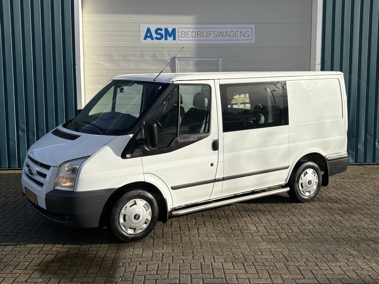 Ford Transit - 260S 2.2 86Pk TDCI DC / Cruise / Airco / Navi / Trekhaak / Apk t/m 29-10-2026 - AutoWereld.nl