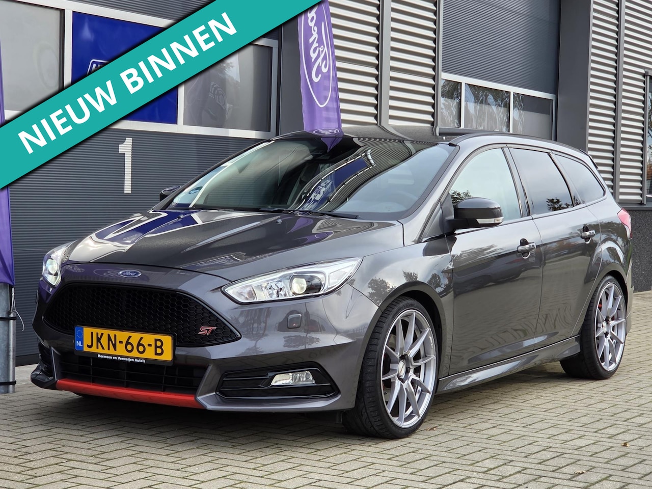 Ford Focus - 1.5 ecoboost 150PK ST ombouw! Nieuwe distributie! - AutoWereld.nl