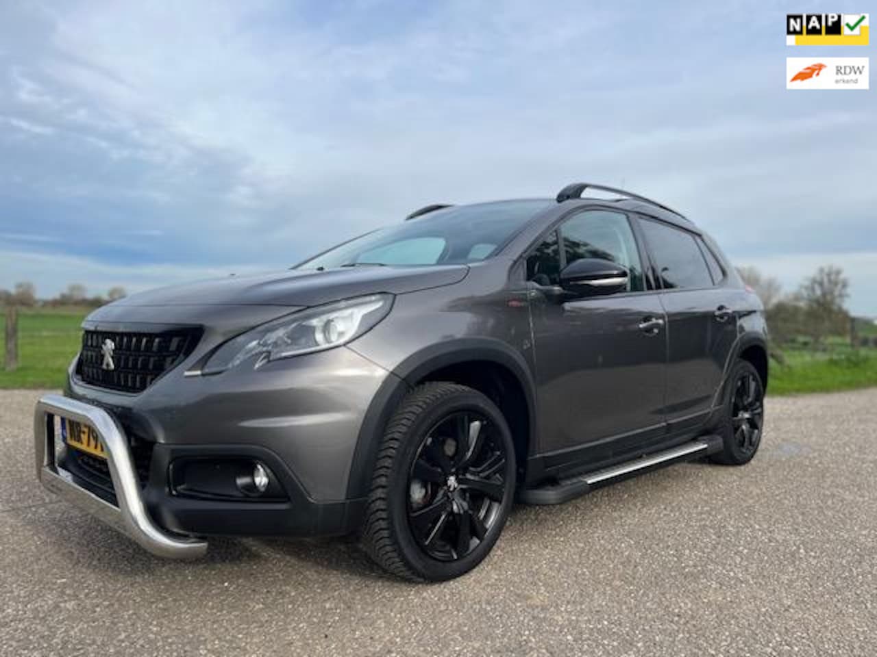 Peugeot 2008 - 1.2 PureTech GT-line 120360 km nap bj 2017 D.riem vvb 70.000km - AutoWereld.nl