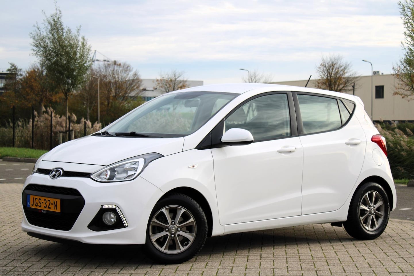 Hyundai i10 - 1.0i i-Motion l Airco l Cruise Contr l Elek Pak - AutoWereld.nl