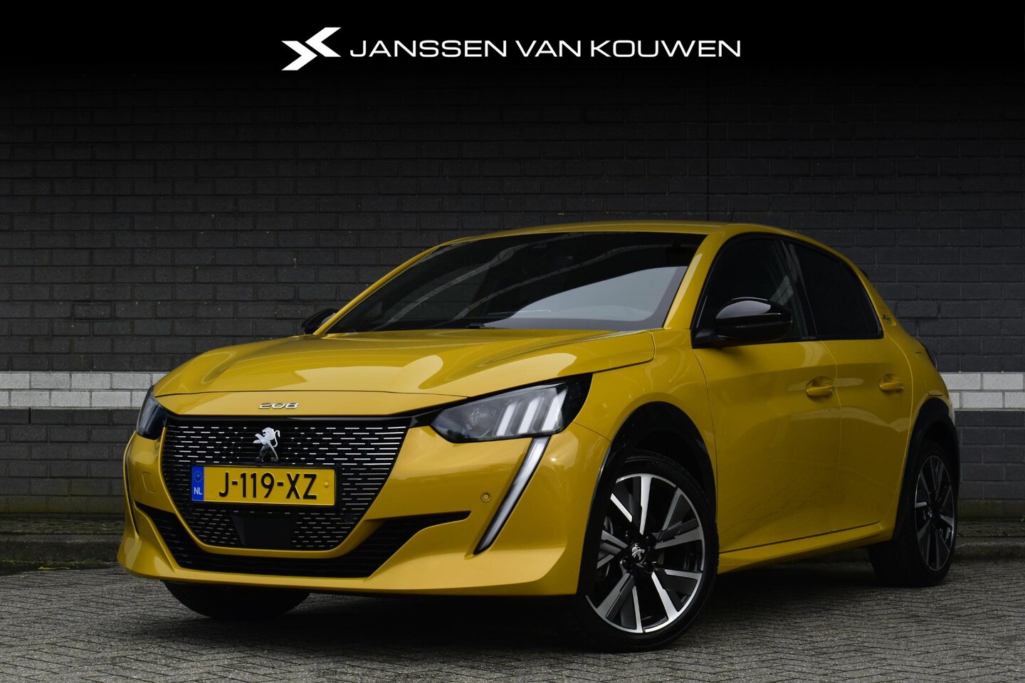 Peugeot 208 - 1.2 PureTech GT-Line Automaat Apple Carplay Navi LED Koplampen - AutoWereld.nl
