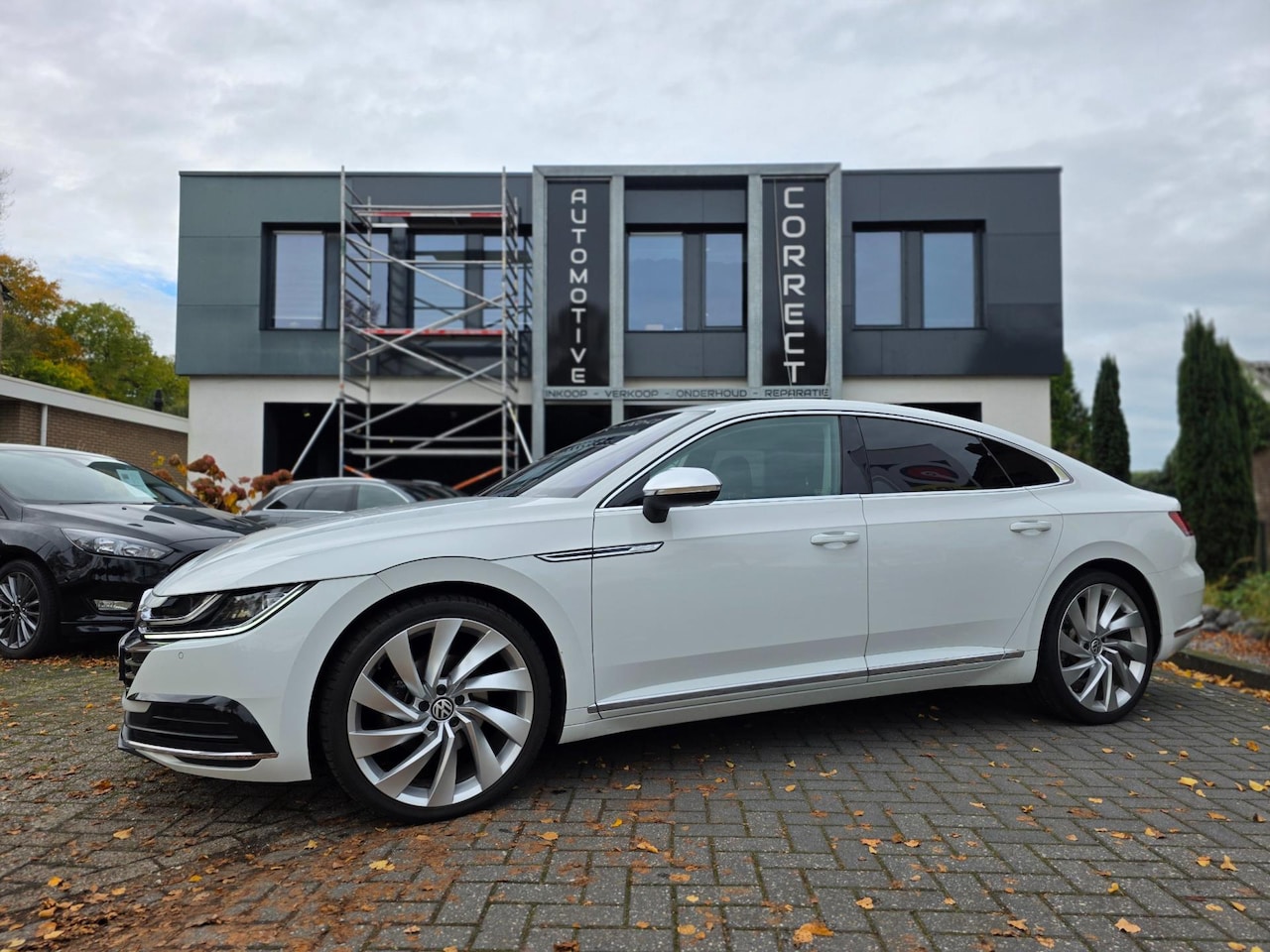 Volkswagen Arteon - 2.0 TSI Elegance Business |Keyless|Virtual|LED| - AutoWereld.nl