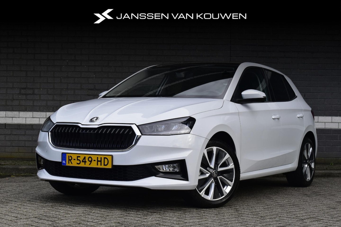 Skoda Fabia - 1.0 TSI Business Edition / Pano / Virtual / Stoel-Stuurverwarming / Carplay - AutoWereld.nl