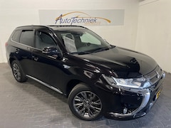 Mitsubishi Outlander - 2.0 PHEV S-Edition 4WD*1e eig*Schuifdak