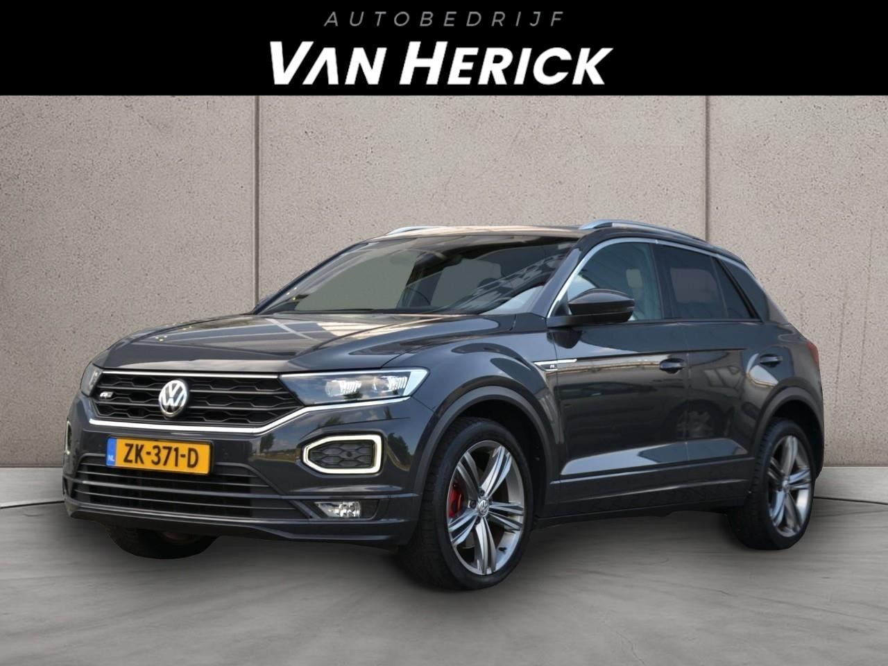 Volkswagen T-Roc - 1.5 TSI Sport Business R 150PK | Navi | Winterpakket | ACC - AutoWereld.nl