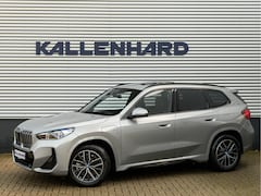 BMW X1 - xDrive25e M-Sport - Pano - Trekhaak - Stoelverwarming - Camera