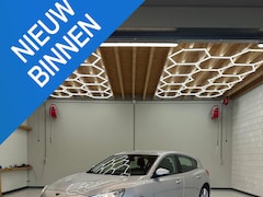 Ford Focus - 1.0 EcoBoost Trend Edition Business GOED-ONDERHOUDEN/BTW/LANE-ASSIST