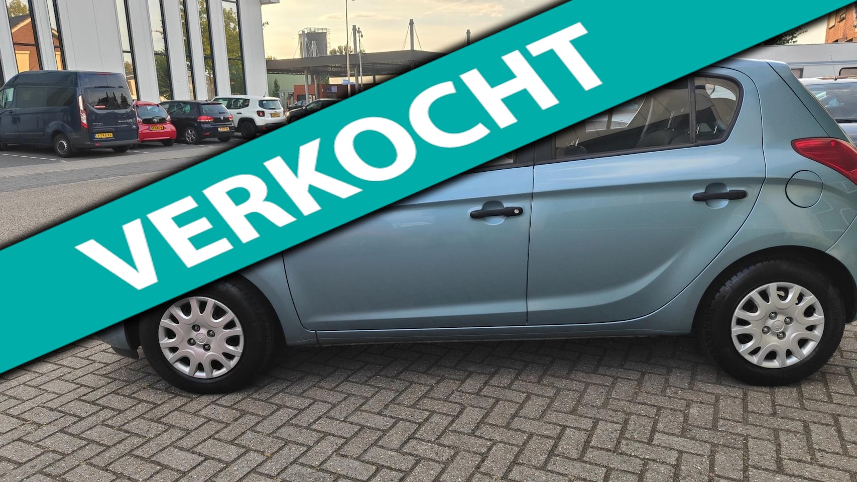 Hyundai i20 - 1.2i Business Edition AIRCO - AutoWereld.nl
