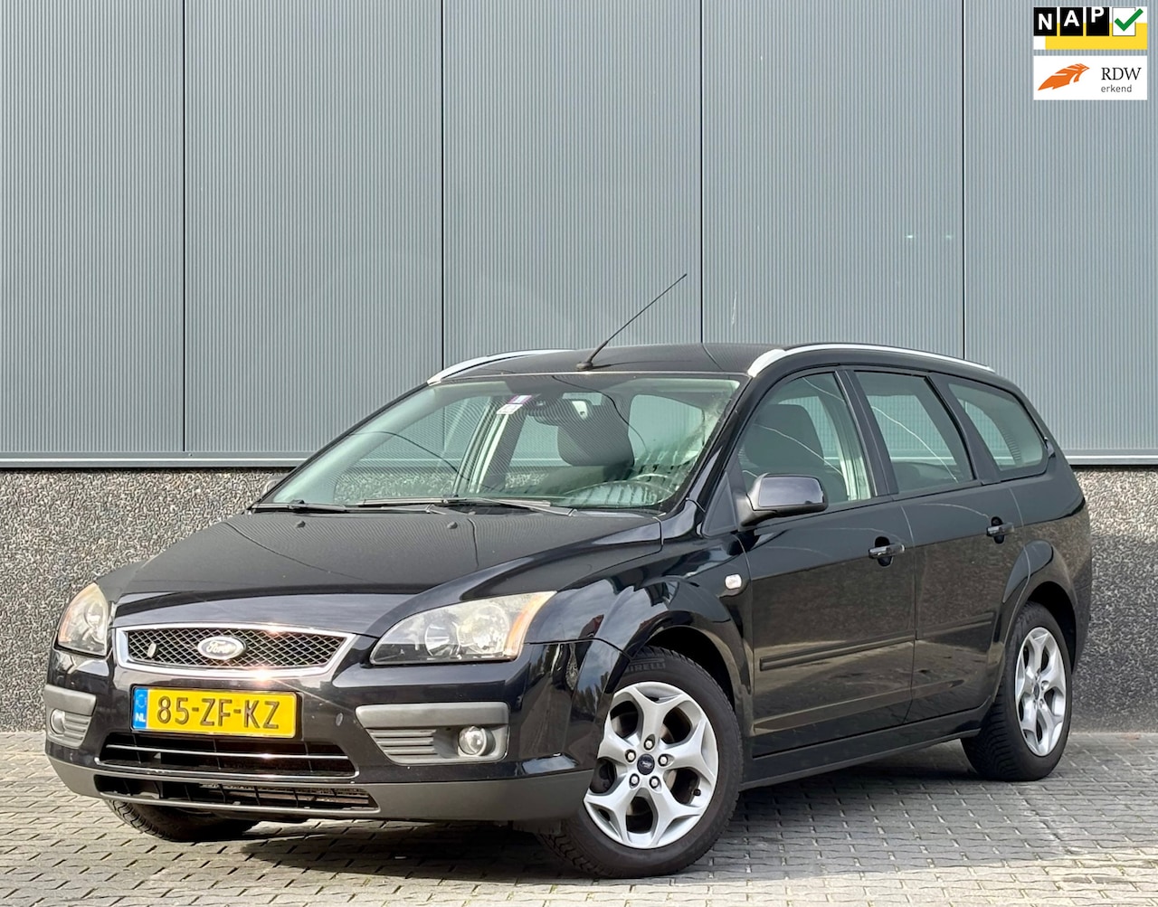 Ford Focus Wagon - 1.8-16V Ambiente Flexifuel 2008 | Stoelverwarming - AutoWereld.nl