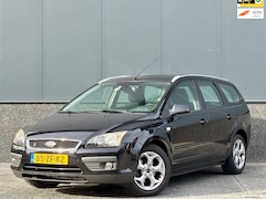 Ford Focus Wagon - 1.8-16V Ambiente Flexifuel 2008 | Stoelverwarming