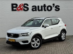Volvo XC40 - 1.5 T3 Adaptive cruise Climate control Stoelverwarming Navigatie LED koplampen parkeersens