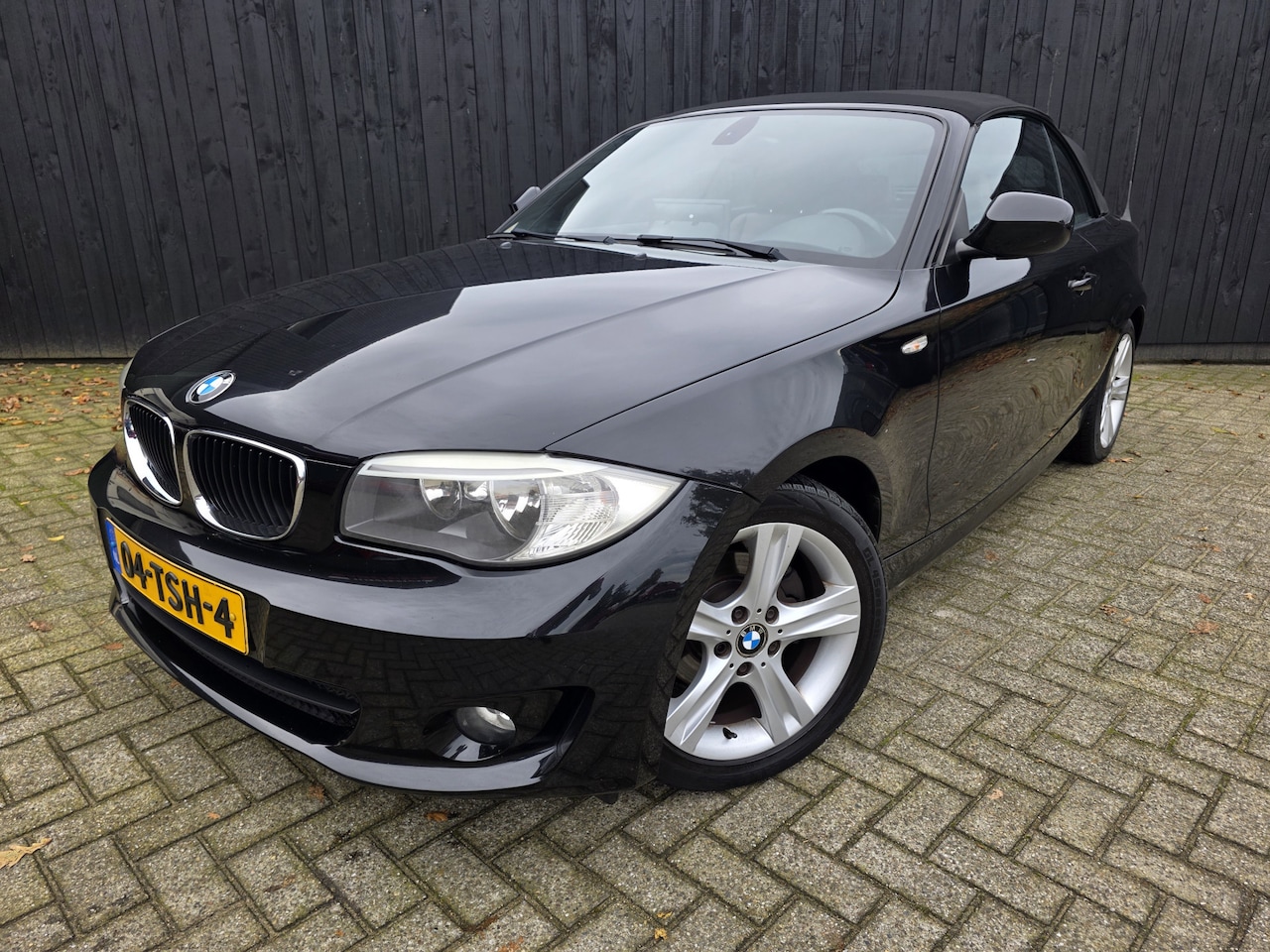 BMW 1-serie Cabrio - 118i High Executive 118i High Executive - AutoWereld.nl
