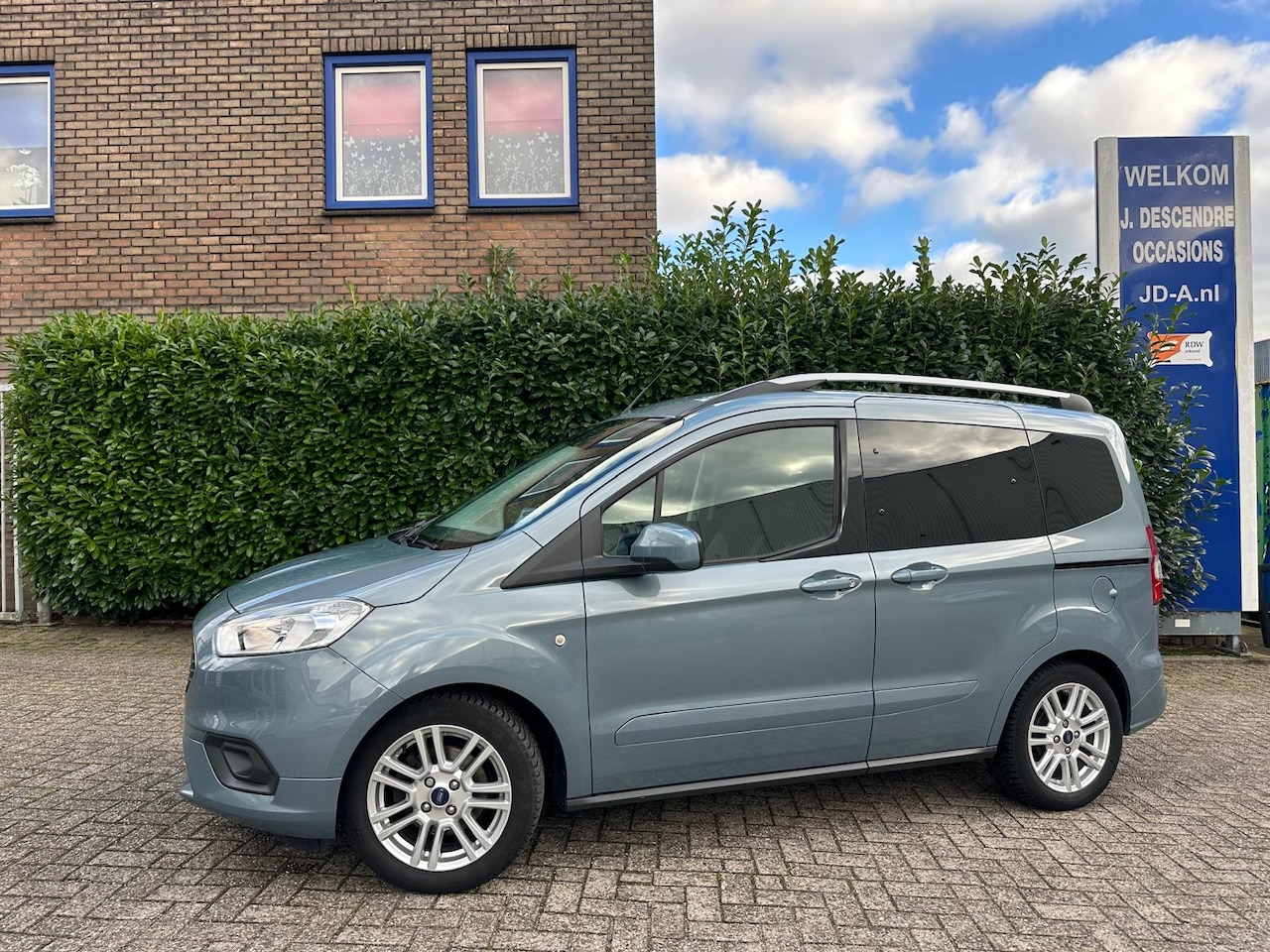 Ford Tourneo Courier - 1.0 Titanium Climate C, Cruise C, Camera, Lmv!!!! - AutoWereld.nl