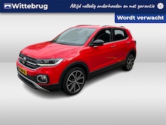 Volkswagen T-Cross - 1.0 TSI Style / Digitaal dashboard / Navigatie / App connect / Climate controle / Parkeers