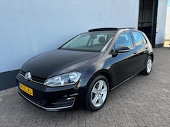 Volkswagen Golf - 1.4 TSI Highline