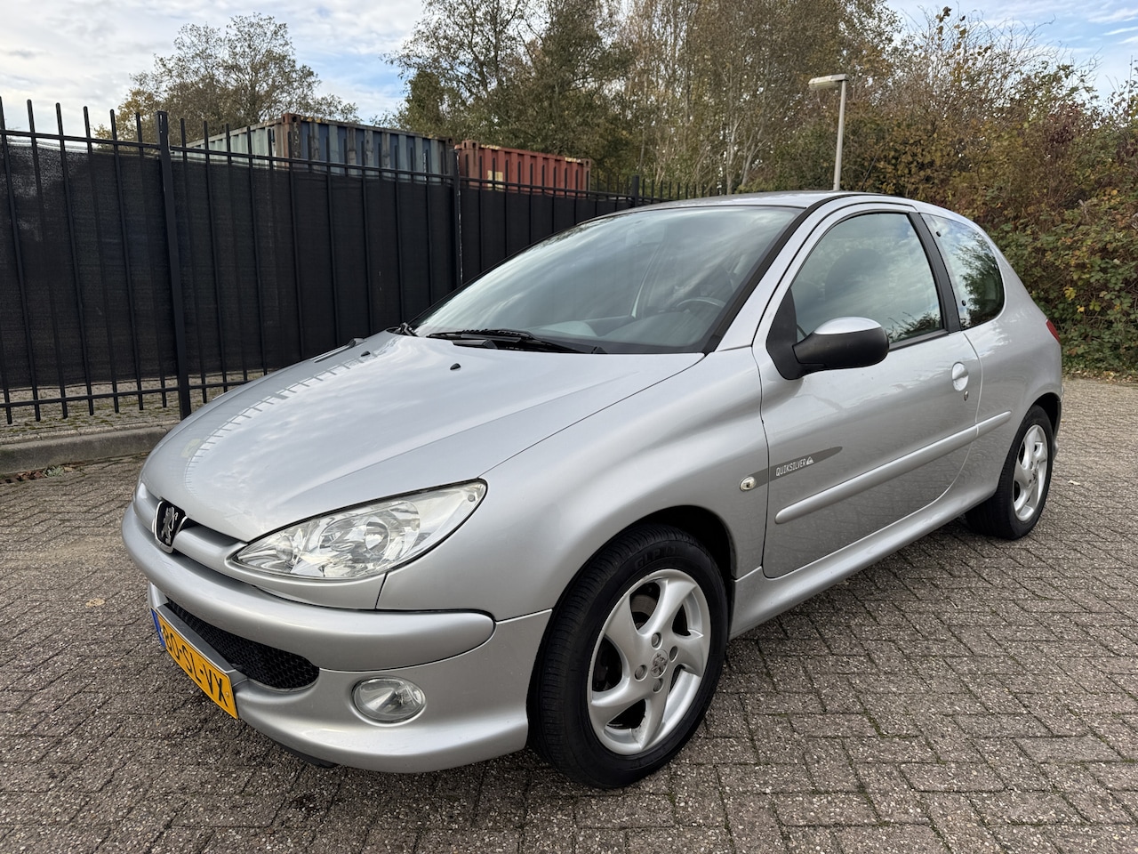 Peugeot 206 - 1.4-16V Quiksilver Airco/LMV - AutoWereld.nl