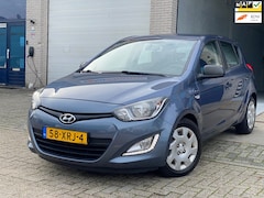Hyundai i20 - 1.2i Business Edition-Blue drive/5drs/nap/2e EIG/ dealeronderhouden/1jaar apk/airco/ EL-ra