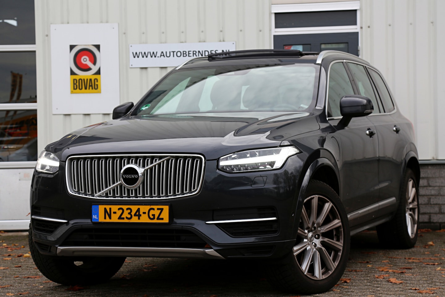 Volvo XC90 - 2.0 T8 Twin Engine AWD Inscription 7P*Perfect Volvo Onderh.*Pano/Pilot Ass./ACC/Elek. Trek - AutoWereld.nl