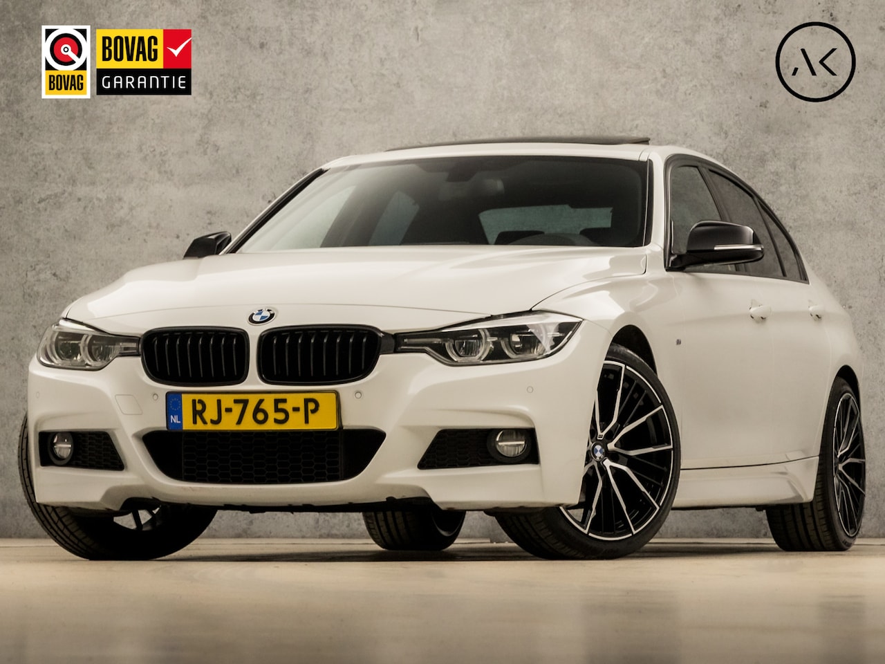 BMW 3-serie - 320i M Sport High Executive 184Pk Automaat (SCHUIFDAK, M PAKKET, GROOT NAVI, DEALER ONDERH - AutoWereld.nl