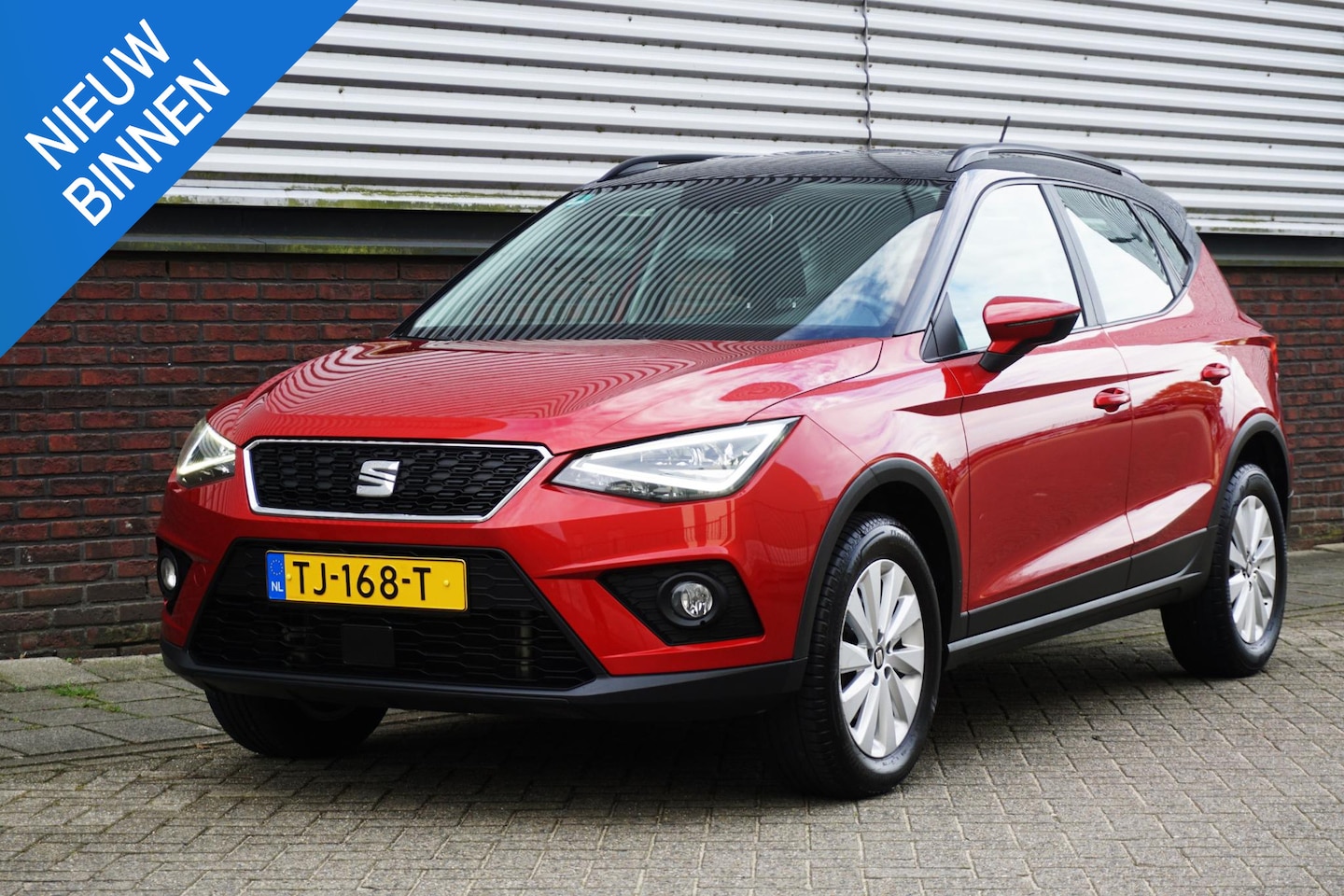 SEAT Arona - 1.0 TSI 115PK Launch Edition/Dealeronderhouden/ Trekhaak/Two-Tone. - AutoWereld.nl