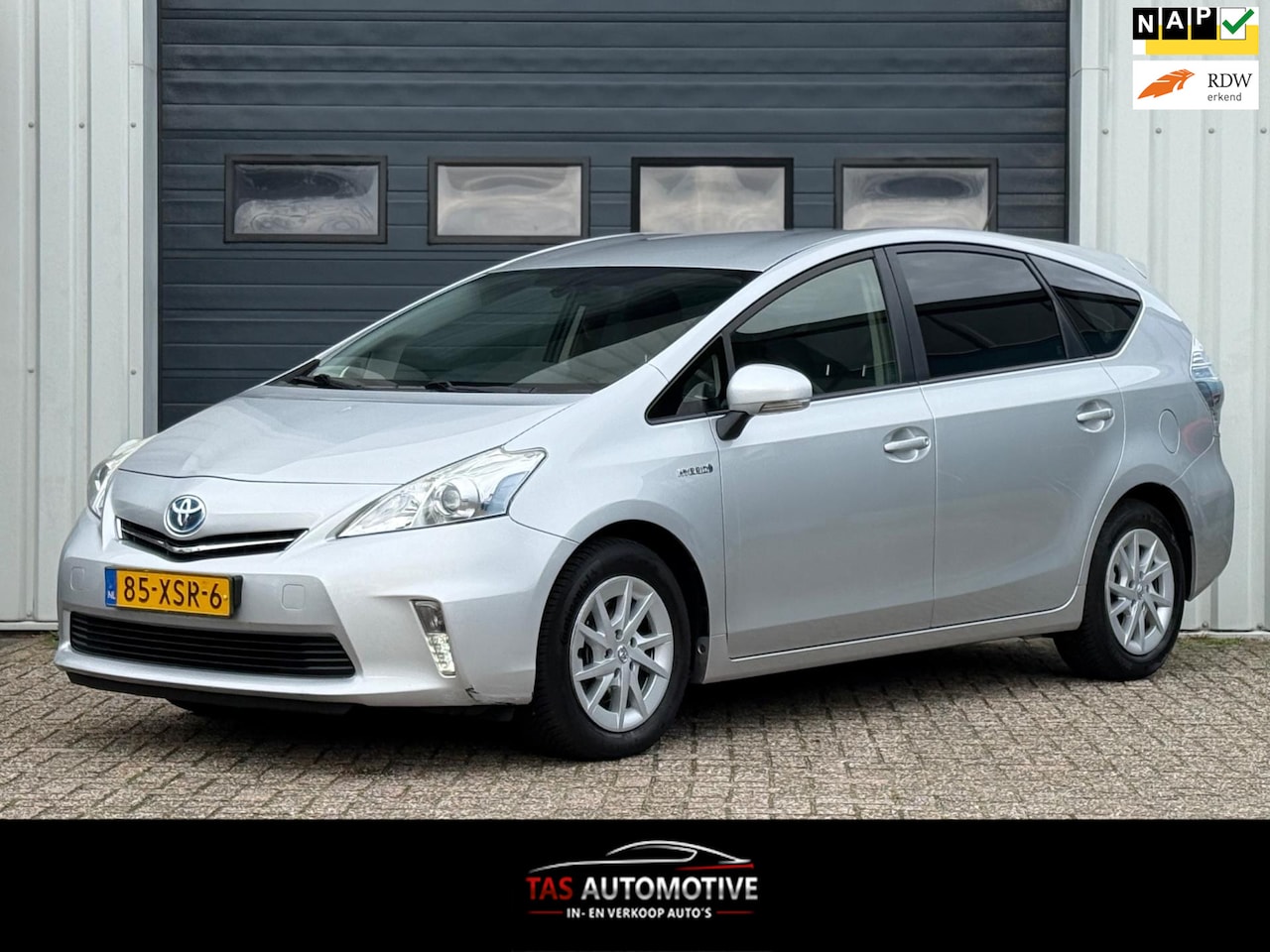 Toyota Prius Wagon - 1.8 Comfort 96g 7p. 2e EIG / NAVI / CLIMA - AutoWereld.nl