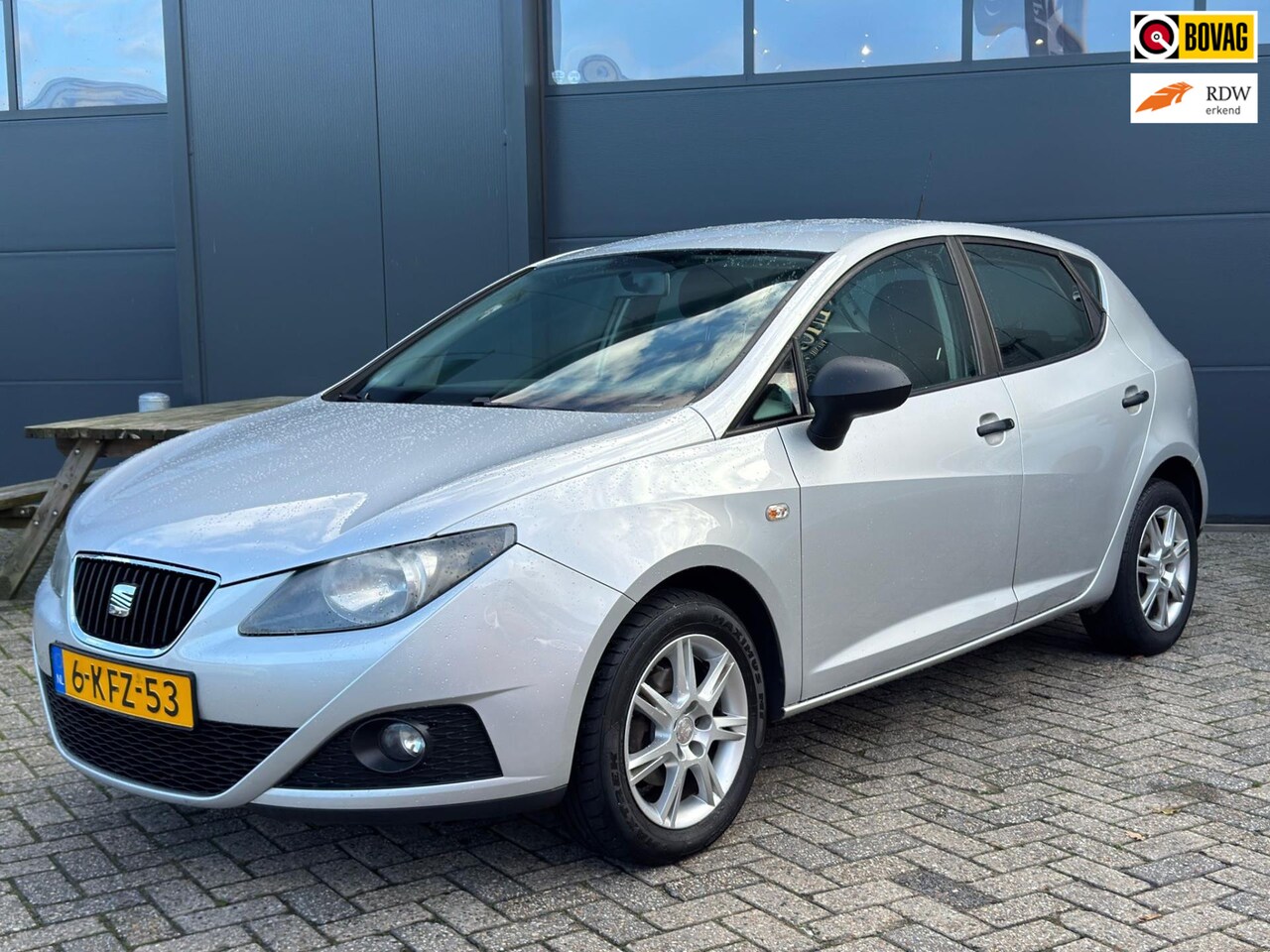 SEAT IBIZA